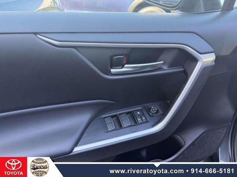 Certified 2023 Toyota RAV4 XLE AWD/4WD image 11