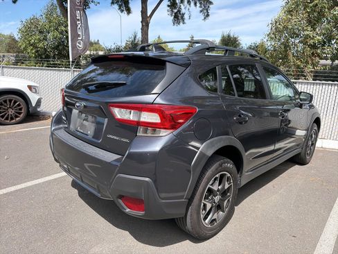 Used 2018 Subaru Crosstrek 2.0i Premium w/ Eyesight System AWD/4WD image 3