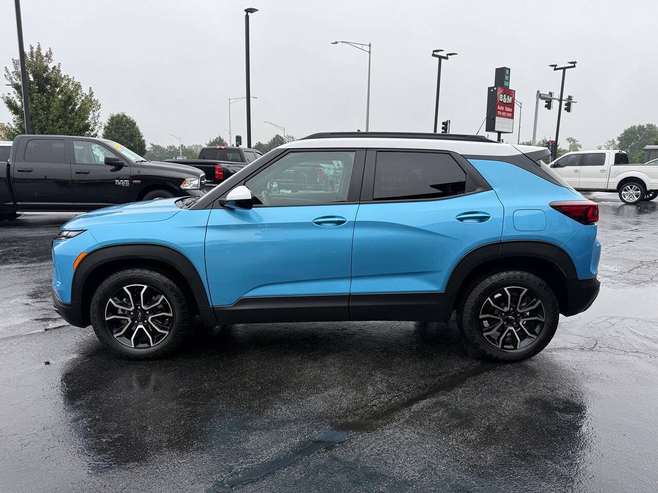 Used 2025 Chevrolet TrailBlazer ACTIV FWD image 4