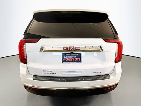 Used 2023 GMC Yukon AT4 w/ AT4 Premium Package image 7