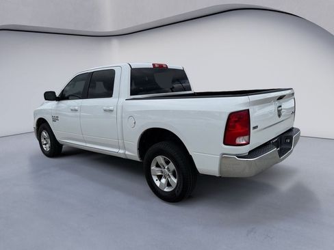 Used 2021 RAM 1500 Classic SLT AWD/4WD image 3