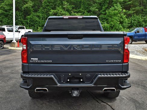 Used 2021 Chevrolet Silverado 1500 Custom Trail Boss w/ Safety Confidence Package AWD/4WD image 8