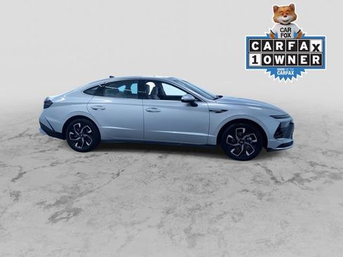 Used 2025 Hyundai Sonata SEL FWD image 2