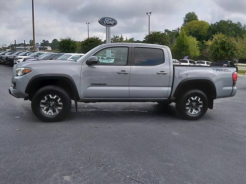 Used 2019 Toyota Tacoma 2WD Double Cab image 7