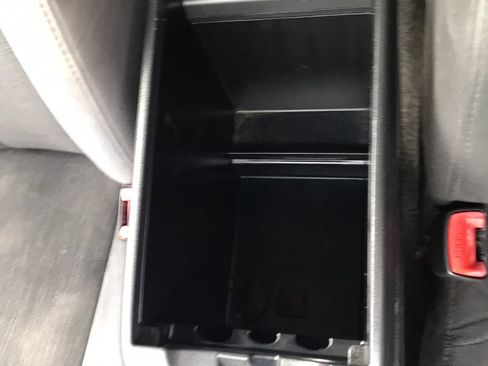 Used 2010 Nissan Altima 2.5 S FWD image 23