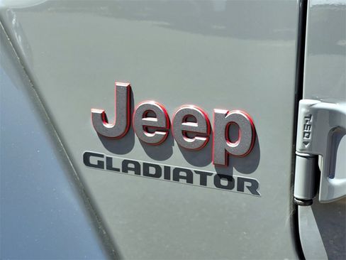 Used 2021 Jeep Gladiator Rubicon w/ Dual Top Group image 11