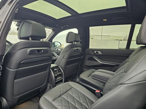 New 2026 BMW X7 xDrive40i w/ Executive Package image 44