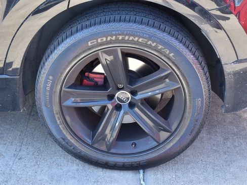 Used 2019 Audi Q8 Premium w/ Convenience Package image 10