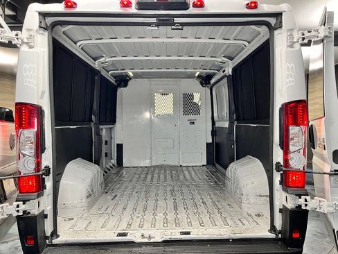 Used 2021 RAM ProMaster 2500 FWD image 15