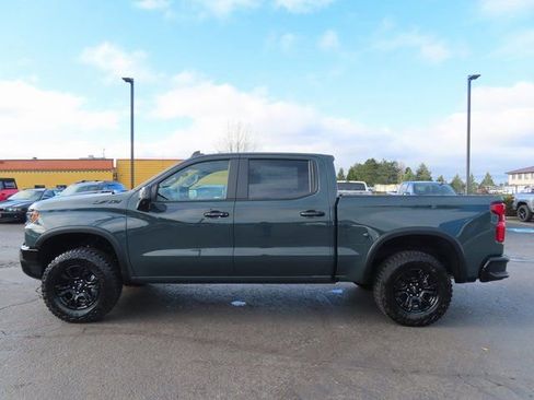 Certified 2025 Chevrolet Silverado 1500 ZR2 w/ Technology Package image 4