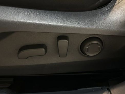 Certified 2025 Subaru Outback Premium image 15