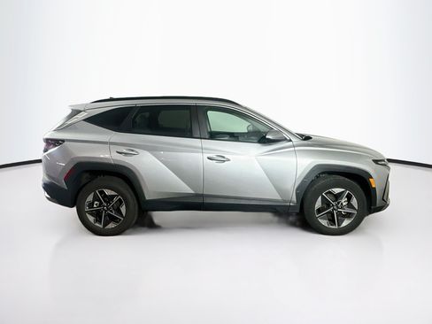 Used 2025 Hyundai Tucson SEL AWD/4WD image 10