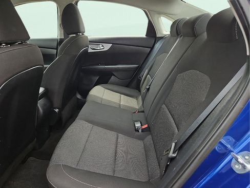 Used 2024 Kia Forte LXS w/ LXS Technology Package FWD image 10