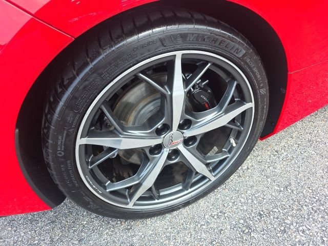 Used 2022 Chevrolet Corvette Stingray Premium Conv w/ Z51 Performance Package RWD image 13