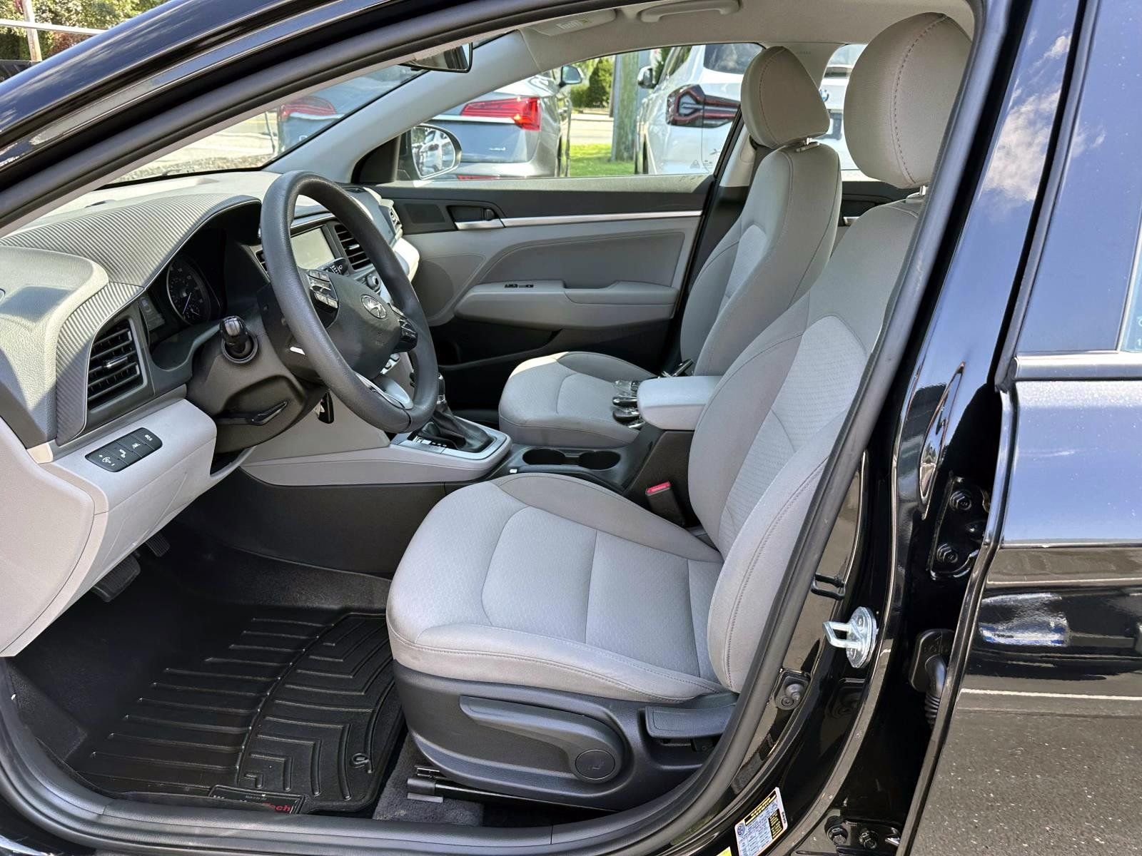 Used 2020 Hyundai Elantra SEL FWD image 11
