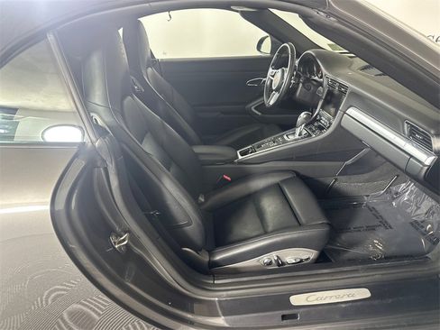 Used 2017 Porsche 911 Carrera image 13