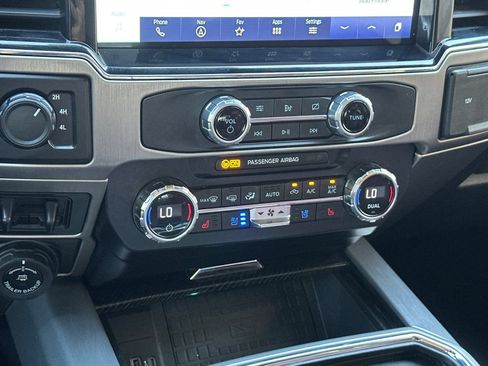 Used 2022 Ford F350 Platinum AWD/4WD image 20