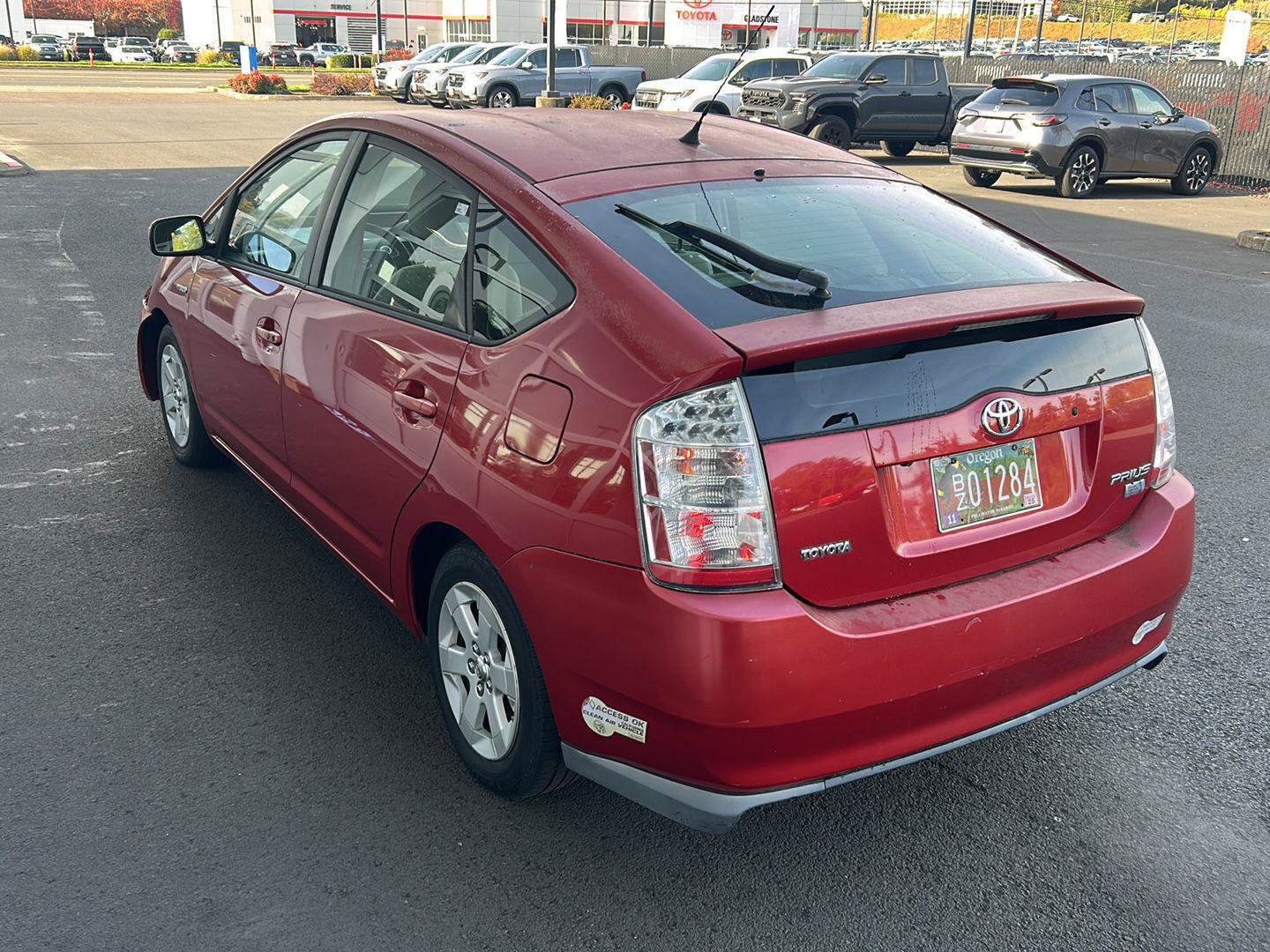Used 2007 Toyota Prius w/ Pkg 4 FWD image 3