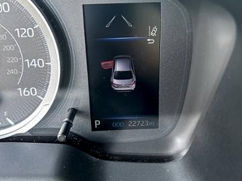 Used 2022 Toyota Corolla LE image 14