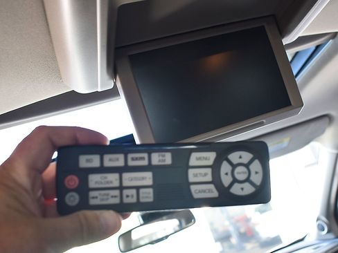 Used 2016 Honda Pilot Elite image 9