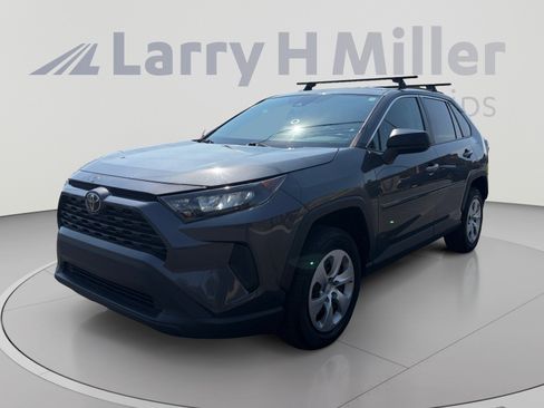 Certified 2022 Toyota RAV4 LE AWD/4WD image 1