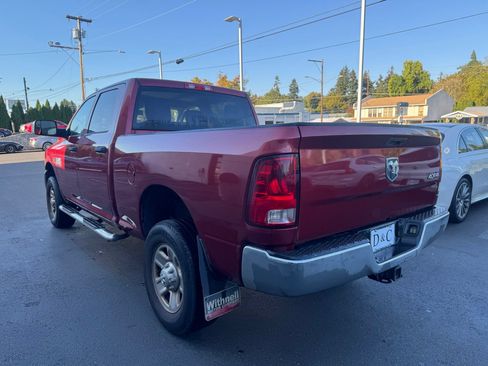 Used 2014 RAM 2500 Tradesman w/ Chrome Appearance Group AWD/4WD image 2