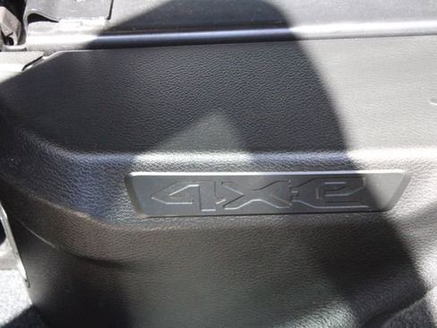 Used 2022 Jeep Wrangler Unlimited Rubicon 4xe AWD/4WD image 49