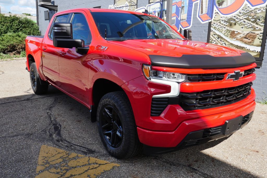 Used 2022 Chevrolet Silverado 1500 RST w/ Z71 Off-Road Package AWD/4WD image 33