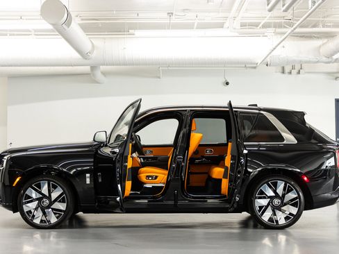 New 2026 Rolls-Royce Cullinan AWD/4WD image 25
