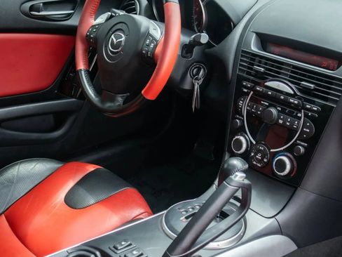 Used 2004 MAZDA RX-8 w/ AT Grand Touring Pkg RWD image 19