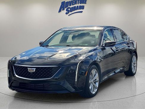 Used 2025 Cadillac CT5 Premium Luxury image 2