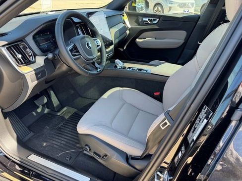 New 2026 Volvo XC60 B5 Plus w/ Protection Package Premier image 18