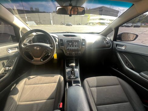 Used 2018 Kia Forte LX w/ LX Popular Package image 14