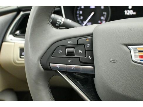 Used 2024 Cadillac XT6 Premium Luxury w/ Technology Package image 42