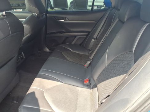 Used 2019 Toyota Camry XSE w/ Navigation Package FWD image 11