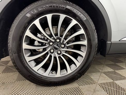 Used 2023 Lincoln Aviator Reserve w/ Equipment Group 201A AWD/4WD image 23