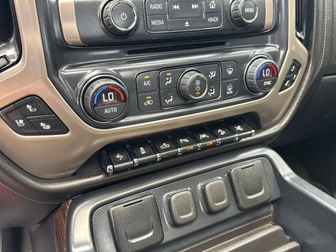 Used 2017 GMC Sierra 1500 Denali w/ Denali Ultimate Package AWD/4WD image 15