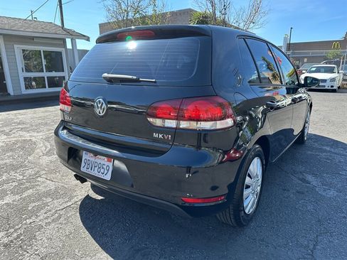 Used 2013 Volkswagen Golf 4-Door FWD image 5