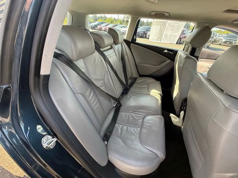 Used 2007 Volkswagen Passat 3.6 image 13