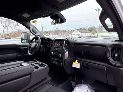 New 2026 GMC Sierra 3500 Pro w/ Convenience Package image 19