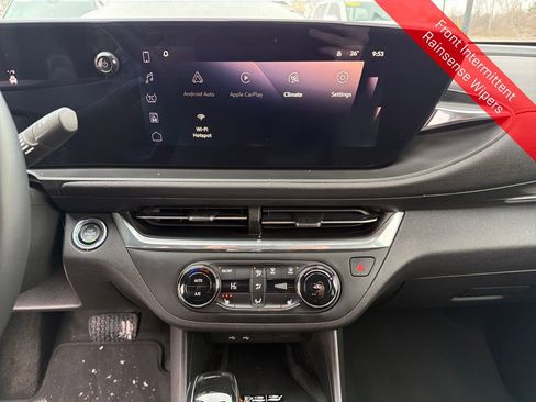 Used 2024 Buick Envista Preferred w/ Convenience I Package image 21