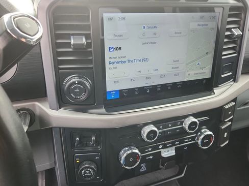 Used 2024 Ford F150 XLT w/ Tow/Haul Package image 25