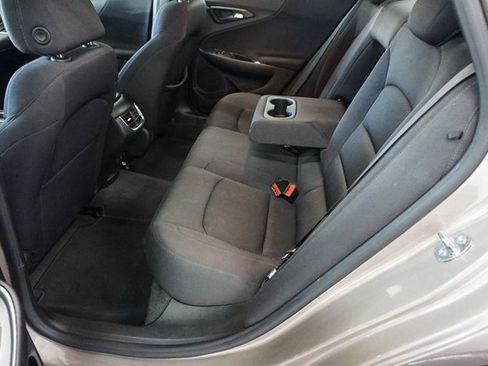 Used 2024 Chevrolet Malibu LT image 14