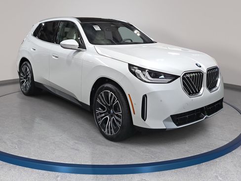 New 2026 BMW X3 xDrive30 w/ Convenience Package AWD/4WD image 3