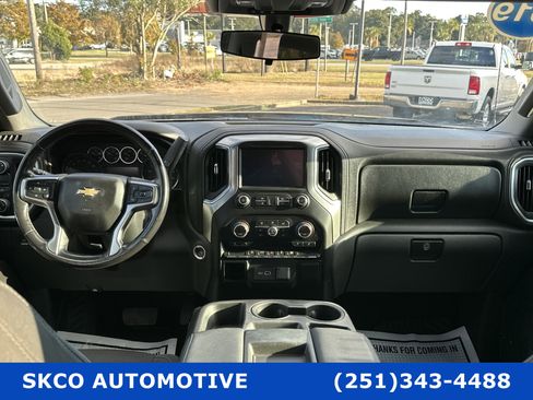Used 2019 Chevrolet Silverado 1500 LT w/ Texas Edition image 14