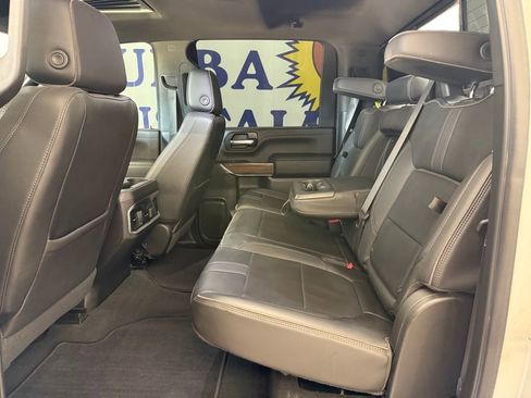 Used 2022 Chevrolet Silverado 3500 High Country w/ Technology Package image 22