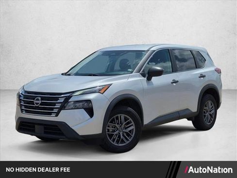 Used 2024 Nissan Rogue S AWD/4WD image 1
