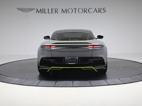 Used 2023 Aston Martin DBS Coupe RWD image 6