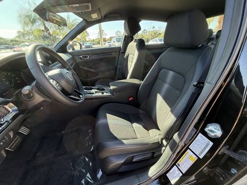 Certified 2025 Honda Civic Sport image 23
