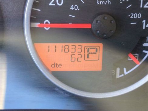 Used 2019 Nissan Frontier SL RWD image 19